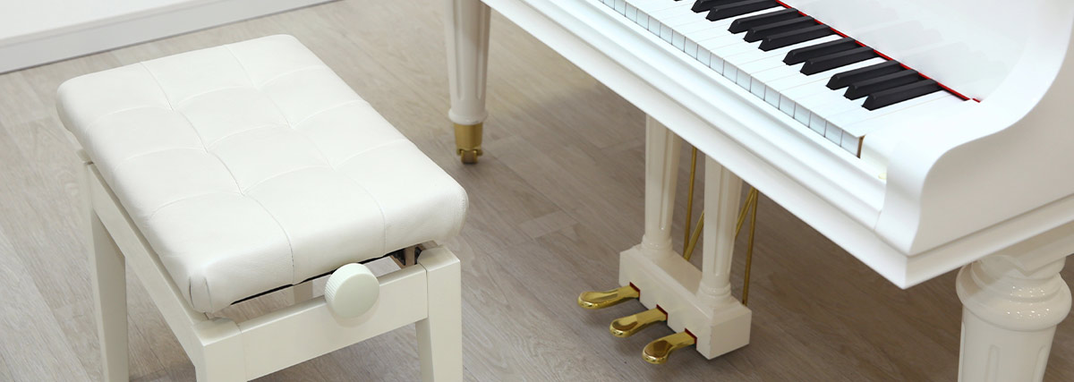White grand piano